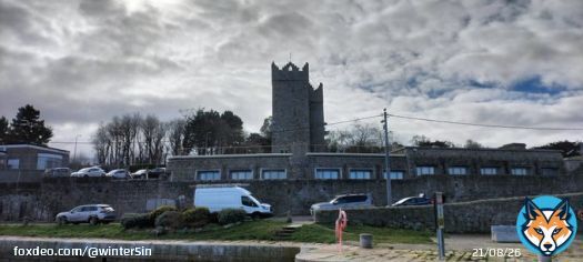 BREAKING  Dalkey Offended Residents Together (DORT) have been joined by protestors from #EastWall in solidarity with their occupation of Bulloch Harbour and opposition to a new Direct Provision Centre. Dr Myles Sweeney of Trinity College will be an interpreter
