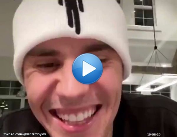 i can&rsquo;t wait to see you healthy and hear your laugh again bubs @justinbieber  \ud83e\udd7a \ud83e\udd0d