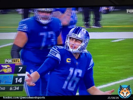 Goff hit the MJ shrug on the Vikings