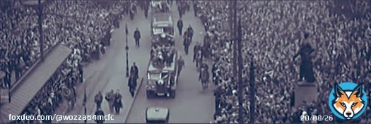Both teams worn Umbro shirts that day. City won the game 2.1. On the journey to Wembley #MCFC broke a few Home attendance records, that still stand today. Matt Busby played for City. Here&rsquo;s the streets of Manchester to welcome a triumphant Cityhome. #FACup