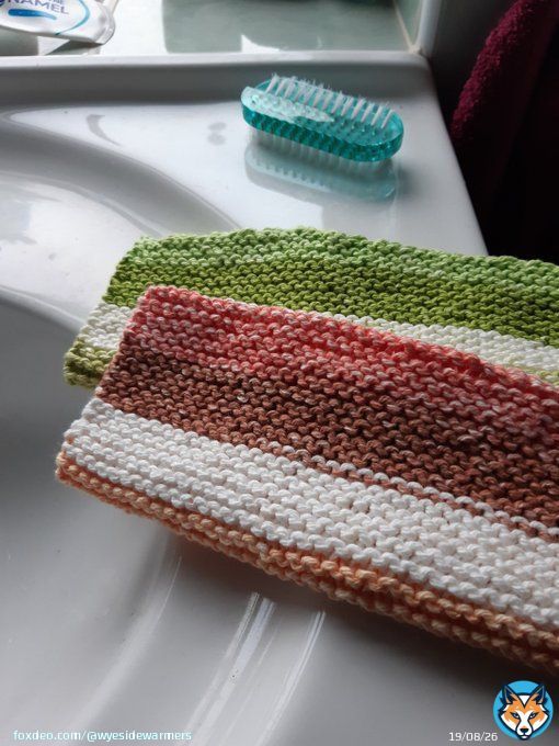 Need something extra to compliment those lovely Toiletry sets for #Mum #LikeAMum How about one of my gorgeous Hand Knitted Face Cloths #ecofriendly #ecogifts #MothersDay #MothersDay2023  Gifts Under &pound;5  #MHHSBD #CraftBizParty #shopindie #ukmake