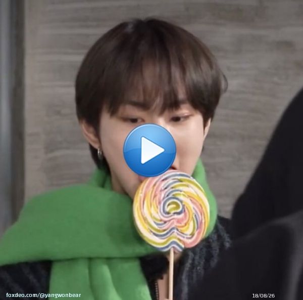 jungwon and his lollipop