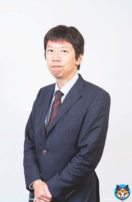 > でも中には藤井（聡太）竜王のように、冒険するタイプの棋士もいます。彼は毎回、メニューを見て決める。将棋でも新しい指し手に挑戦するなど研究熱心なので、初めてのものを試して幅を広げたいタイプなんでしょうね。考え方が若い。