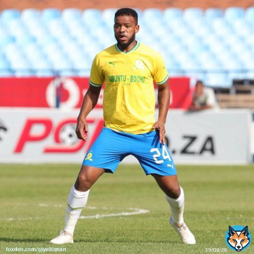 Sipho Mbule appreciation tweet    Defended,made crucial interceptions & clearances vs Wydad.He's quickly  getting quickly used to pace of #CAFCL, & I'm impressed!  Mbule has made ppl look silly for saying he came to #Sundowns for money.He's ss showing so much passion. Monster