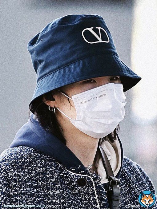 have a safe flight yoongi