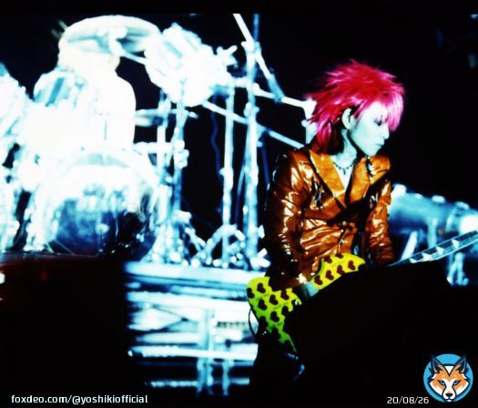 24年前の今日Hideはこの世を去った。まだそこには行けないけど、hideはいつも心の中にいる Hide, you left this world 24 years ago today. Even though I can&rsquo;t be where you are yet, you are always in my heart.  Miss you tons.. #RIP  #YOSHIKI    #hide #xjapan #wearex