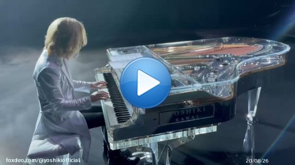 練習中。 Practicing the piano..  #YOSHIKI  @RealGold_XY 全国販売 開始   #リアルゴールドXY #RealGoldXY #RealGoldX #RealGoldY #コカコーラ #cocacola #xjapan #piano #ピアノ  #NothingIsImpossible