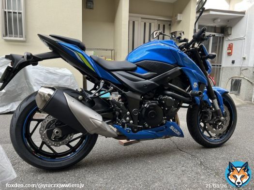 名前　トヨタ 年齢　38 住み　大阪 愛車　GSX-S750 趣味　ツーリング　旅行 一言　早く暖かくなってツーリング行きたい^ ^ そして、スズキ車最高  #バイク乗りとして軽く自己紹介
