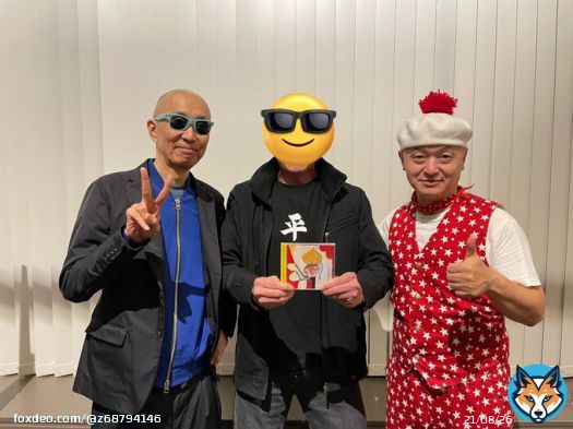 30数年ぶりの生爆風スランプ。 河合氏のギターだけで演るのかな? と思ってたら ドラムも入ったので厚みがありました! お二人とも還暦過ぎてお元気だし 何よりずっと仲がいいのが良き 月光 涙2 無理だ! 旅人よ ランナー リゾラバ 大きな玉ねぎの下で #サンプラザ中野くん #パッパラー河合Show more
