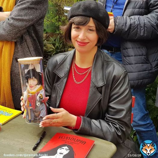Merci au festival Off of off @actuabd pour me d&eacute;cerner le prix du courage artistique 2022 'couilles au cul' au festival d'angoul&ecirc;me de la bande dessin&eacute;e, un prix qui est une victoire pour la femme dessinatrice des dessins politiques en r&eacute;gion MENA. Merci @actuabd @massot_editions @lisezlizzie @eloelo_hello @itsdeenasaur @bdangouleme @cite_de_la_bande_dessinee @hshouma