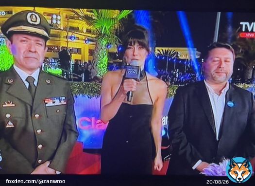 Veo esta imagen y pienso una frase que dijo Francisco I                            &ldquo;EN CHILE SE ENCARCELA LA POBREZA&rdquo;  #Nochecero #FestivalDeVina #Alcaldesa #vi&ntilde;a #Tonka