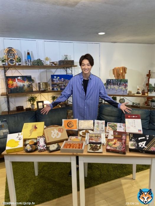 5月金曜パーソナリティー #井上芳雄 が こよなく愛する地元・福岡をテーマに&hellip; 福岡空港の人気土産トップ３当てに挑戦！！  定番のお菓子、福岡で有名な鶏肉・海鮮土産まで。 さらに、井上芳雄オススメの福岡土産も登場！   \u23f0あさ7時15分ごろです。 #明日のZIP! #ZIP特集 #ZIP! \ud83c\udf80