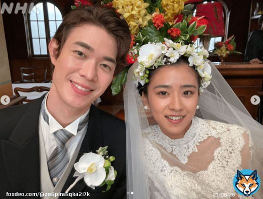 黒島結菜＆宮沢氷魚の熱愛発覚！『ちむどん』夫婦役で好演、現実でも愛を育んでいた！  #黒島結菜 #宮沢氷魚