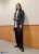 「#銀河英雄伝説 誕生40周年記念 アニバーサリーイベント〜振り返る40年の歴史〜」夜の部に、#三木眞一郎(シェーンコップ役／#ノイエ銀英伝)が登壇いたしました！ お足元の悪い中、お越し下さった皆さま、誠にありがとうございました！ 今後の展開もどうぞお楽しみに (宮野真守さんとのお写真も)