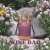 Have you already started preparing gifts?  PURPLE  OLIVE GREEN  BROWN  BLUE #tirrinia #winebag #winelover #mothersday #gift #happymothersday #motherlove #mothersdaygift #giftideas #giftformom #fashion #WineEnthusiastLife #bestoftheday #winetote