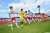 週末のＪリーグをPLAY BACK 明治安田生命Ｊ２リーグ　第38節  #レノファ山口ＦＣ は大量6ゴールで大勝  #横浜ＦＣ はGKブローダーセン選手にアクシデントも2-0で勝利  #ブラウブリッツ秋田 は勢い落とさず2-1で勝利  #アルビレックス新潟 は1-0で勝利。今季初の4連勝達成