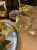 おつかれす。  #ツイッター晩酌部 #Twitter料理部 #Twitter家庭料理部 #家飲み #家で飲む部 #Twitter晩酌部 #ママ垢乾杯ツイオフ  家にあるものでクリスマスっぽくしようとした努力の結果です。ミートローフと見せかけて豆腐ひじきだし。ムニエルは鮭だし。  まあ飲めりゃなんでもいい。カンパーイ。