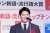 【受賞ラッシュ】ヤクルト・村上宗隆、「村神様」で20冠の大台に   首位打者、本塁打王、打点をはじめ、最高出塁率、6～8月の月間MVP、3つのコミッショナー特別賞、ベストナイン、熊本県民栄誉賞などを受賞していたが、流行語の年間大賞受賞でついに20冠となった。
