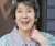 #ss954 俳優の奈良岡朋子さんが23日午後10時50分、肺炎のため都内の病院で死去した。93歳。代表を務める劇団民藝の公式サイトで29日に発表された。  「&hellip;それでは一足お先に失礼します。皆さまはどうぞごゆっくり&hellip;　　奈良岡朋子」  「おしん」のナレーションでも有名