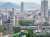見立山より （広島市東区牛田）  \u2460新幹線とレッドウイング \u2461アストラムライン \u2462新幹線の奥に広島城と原爆ドーム \u2463路面電車とG7広島サミットの会場となる元宇品のプリンスホテル  #見立山 #レッドウイング #アストラムライン #広島城 #原爆ドーム #G7広島サミット