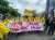 Rezim @jokowi Pengkhianat Rakyat!  Terimakasih untuk seluruh massa aksi UI yg telah bersolidaritas bersama dgn buruh dan aliansi masyarakat sipil lainnya hari ini. Tentu belum selesai, kita akan lawan dan suarakan lagi. #BatalkanOmnibusLaw #MosiTidak