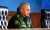 Россия нанесет незамедлительные удары по центрам принятия решений на Украине в случае, если ВСУ нанесут удары по территории России &mdash; включая Крым &mdash; ракетами HIMARS и Storm Shadow, заявил министр обороны Сергей Шойгу