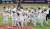 【#本日のベストショット】　 #侍ジャパン WBC優勝！歓喜の輪その\u2461   #岡本和真 #大城卓三 #大勢 #戸郷翔征 選手の巨人侍たちも喜び爆発。岡本選手は周東選手とジャンプ！戸郷投手は空に向かってガッツポーズ（撮影・長尾みなみ）  #WorldBaseballClassic  #giants #ジャイアンツ #サンスポ