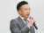 ここに日本人の &rdquo;幼児性&rdquo; を見る。 つまり日本人は「作品」と「演者」を独立したものと認識できない、親離れできない子供なのだ。 作品は演者の属性として繋がっており、演者が逮捕されれば作品も断罪せずにはいられない。 これは日本人の「いじめ」や「差別」にも通底する。