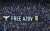 Хорватские футбольные фаны поддержали еще остающихся в российском плену бойцов Азовстали  Во время матча между местными командами Динамо Загреб и Хайдук (г.Загреб, Хорватия) болельщики развернули многометровый баннер 'Свободу Азову'  #Azov #Azovstal 