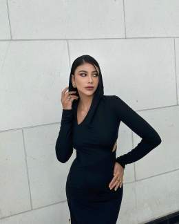 All Black FTW \ud83d\udda4 @versace