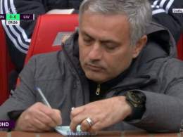Wan bissaka has more assists than Trent Alexander-Arnold this season after playing just 1 game