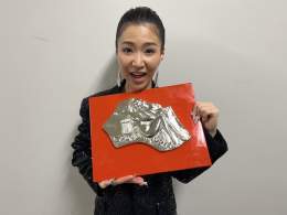 皆さん！ ありがとうございます！！！ 第６４回 #日本レコード大賞2022 #最優秀新人賞 を受賞致しました この1年間夢に向かって走り抜きました！応援して下さる皆様、関係者の皆様のおかげでですありがとうございます #田中あいみ
