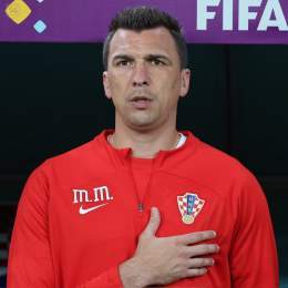 日本と対戦するクロアチアのベンチにはこの男がアシスタントコーチとして入閣している  #FIFAWorldCup