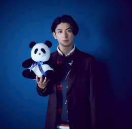 【anan特別編集 ミュージカル #エリザベート Anniversary Book発売！】前回2019年に引き続き #トート 役を演じられる #古川雄大 さん。トートの魅力、演じる上での難しさはもちろん、過去３回に渡って演じられた #ルドルフ の思い出もたっぷり伺いました。#歴代ルドルフ #ananパンダ #エリザanan