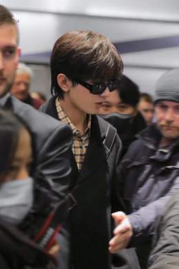everyone is attractive when they are in shape and most of your beauty come feom within @Lanvin  #ChengYi  #ChengYiInParis  #ChengYiPFW23 #ChengYiLanvinFW23