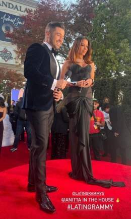 Anitta has arrived on the #LatinGRAMMY red carpet.