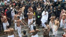 "Muharram on my street&hellip; not women friendly but it is what it is&hellip;" Netizens respond after Saba Naqvi's propaganda/defaming tweet On Holi, a Hindu festival.  #Muharram  #Women&rsquo;s Day