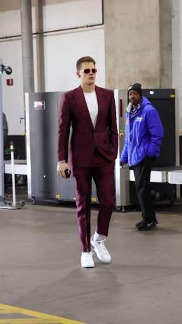 Cartier glasses he won&rsquo;t even peek at you   @JoeyB | #RuleTheJungle