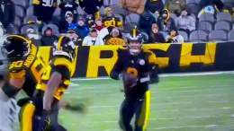 MUTH looking like Heath Miller here! #Steelers #NFL