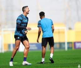 جرب شكل اللايك الجديد على الاسطورة رونالدو   #يوم_التأسيس
