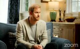 Harry has started dressing in beige just like his master&hellip;Meghan Markle has trained her little doggy so well  #DumbPrince