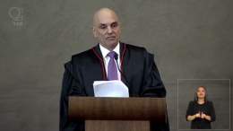 Alexandre de Moraes sobre atos golpistas de bolsonaristas: &ldquo;Grupos organizados ser&atilde;o integralmente responsabilizados para que isso n&atilde;o retorne nas pr&oacute;ximas elei&ccedil;&otilde;es&rdquo;.0:19127.2K views