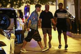 [] The lads in Ibiza celebrating #ManCity&rsquo;s #UCL win!