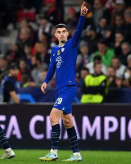 Unpopular Opinion: Nkunku Lukaku and Havertz false 9 will cook next season #KTBFFH