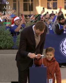 Another moment we will remember forever.   @chime | #AllFourOne