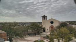 It's 68F in #Dallas with cloudy skies &amp; winds at S18.41mph