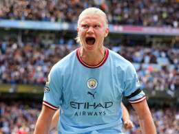 The world cup may be over but the giveaways aren't  If Haaland  scores against Leeds I'll give someone who likes this tweet 12,000 FIFA points, must be following!