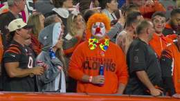 #Browns fans seeing Deshaun Watson finally start to just throw a $230M INT:0:02178.8K views