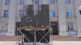 В центре Херсона уже звучат советские песни военных лет - так держать!