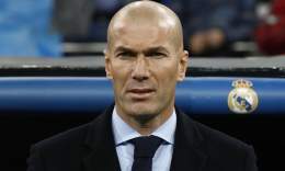 Zinedine Zidane is in the running alongside Luis Enrique to become the new Chelsea manager if Graham Potter is sacked.  (Source: @Sport)